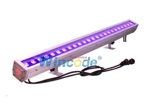 Un bon prix. Éclairage extérieur automatique pour le lavage des murs étanche IP65 UV 72w en ligne