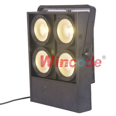 Un bon prix. 200W ou 400W 4 Eyes COB LED Audience Blinder Light avec atténuation linéaire en ligne