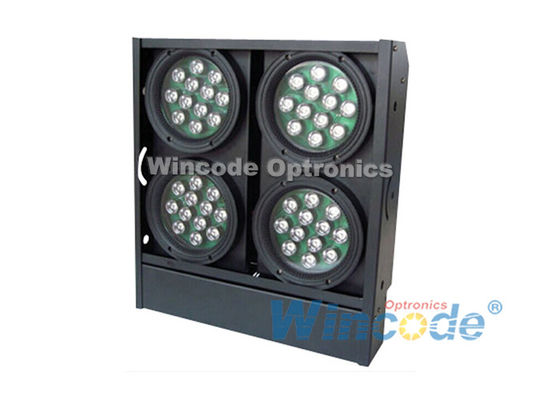 Un bon prix. Éclairage à haute luminosité pour stades 4 yeux RGBW 13 canaux Contrôle du son en ligne